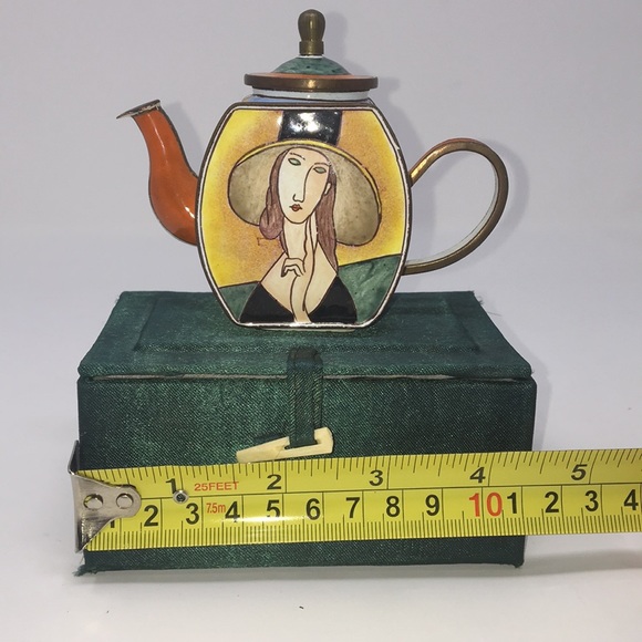 Enameled Bibelot - Picture 5 of 8